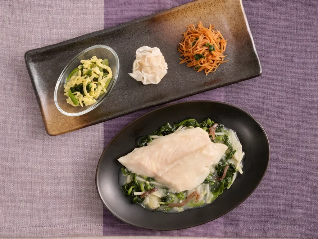 白身魚と野菜の白湯ソース