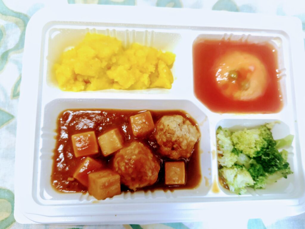 かなりやわらか食、肉団子と豆腐の中華味噌煮込み